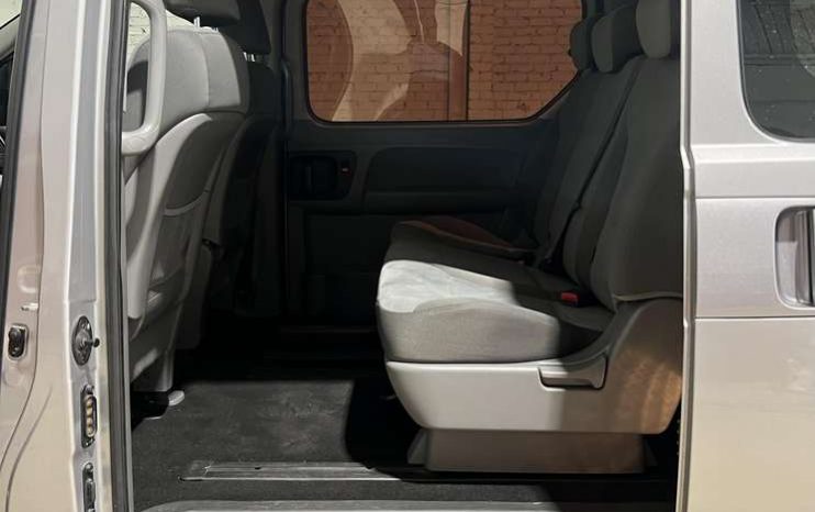Hyundai H1 2.5 D Automatas full