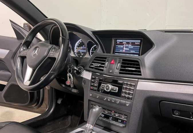 Mercedes-Benz E220 Cabrio Automatas full
