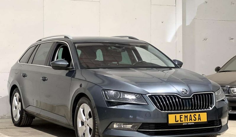 Skoda Superb 2.0 TDI Automatas full