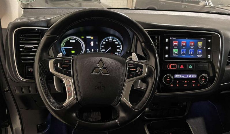 Mitsubishi Outlander 2.0 PHEV 4WD Automatas full