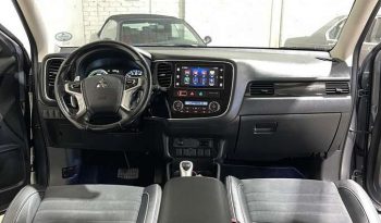 Mitsubishi Outlander 2.0 PHEV 4WD Automatas full