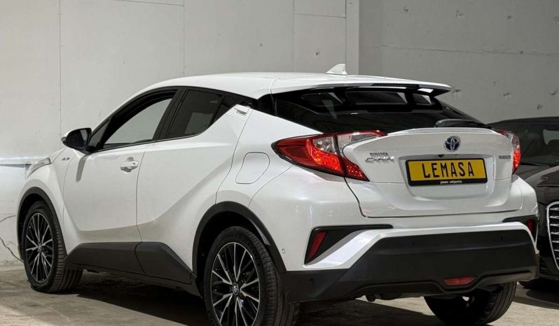 Toyota C-HR 1.8 Hybrid Automatas full