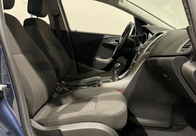 Opel Astra 1.7 CDTi full