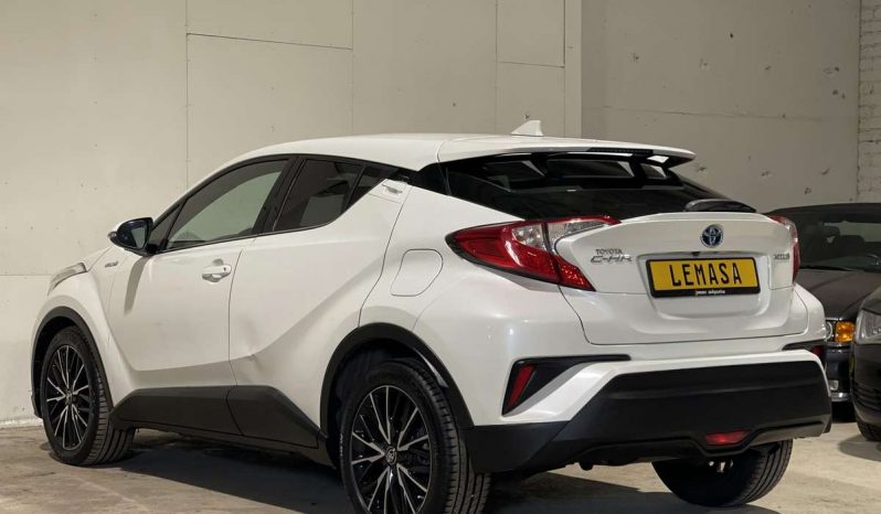 Toyota C-HR 1.8 Hybrid Automatas full