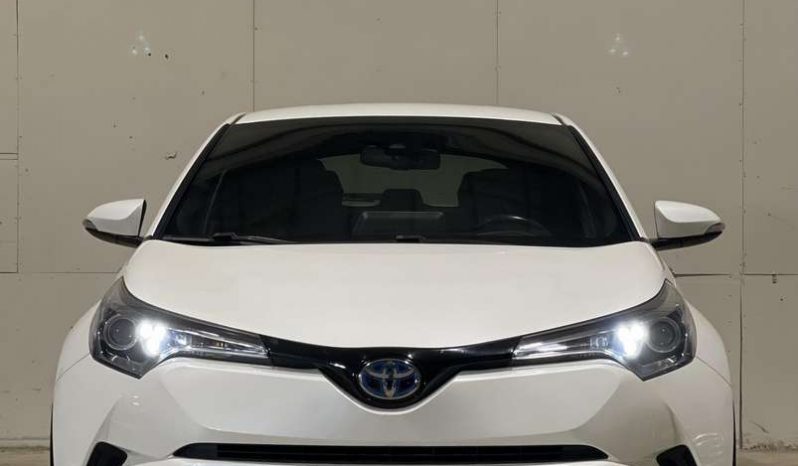 Toyota C-HR 1.8 Hybrid Automatas full