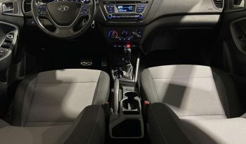 Hyundai i20 Active Automatas full