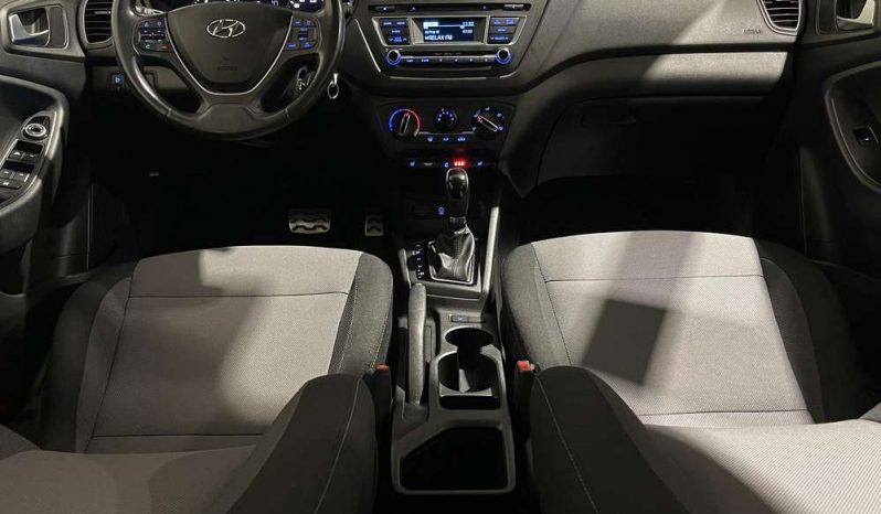 Hyundai i20 Active Automatas full