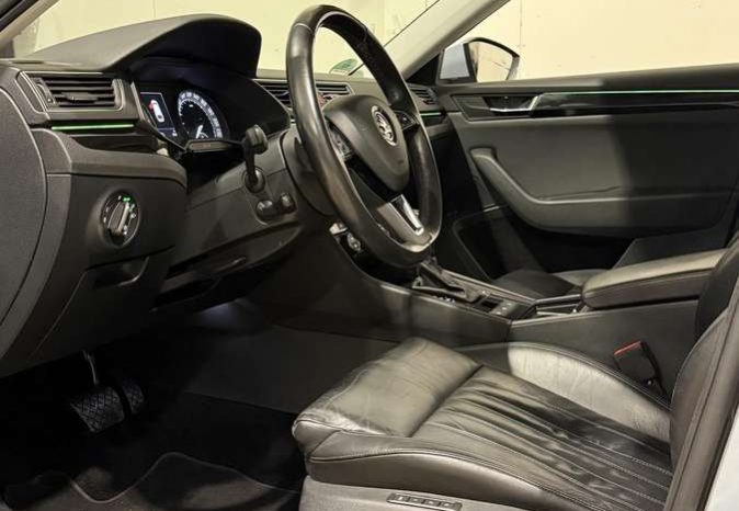 Skoda Superb 2.0 TDI Laurin & Klement Automatas full