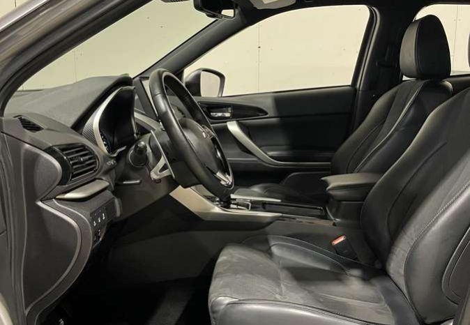 Mitsubishi Eclipse Cross 2.4 Plug in Hybrid Automatas full