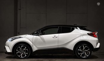 Toyota C-HR 1.8 Hybrid Automatas full