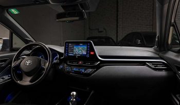 Toyota C-HR 1.8 Hybrid Automatas full