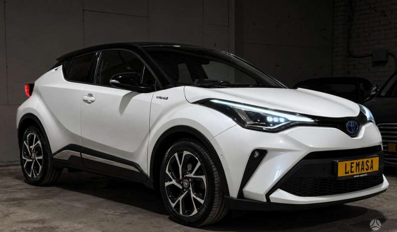 Toyota C-HR 1.8 Hybrid Automatas full