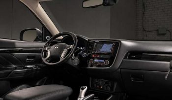 Mitsubishi Outlander 2.0 PHEV Instyle+ 4WD Automatas full
