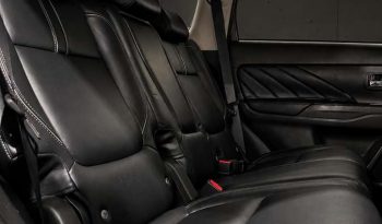 Mitsubishi Outlander 2.0 PHEV Instyle+ 4WD Automatas full