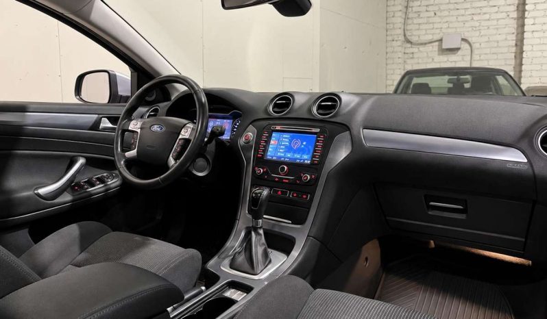 Ford Mondeo 2.2 D Automatas full