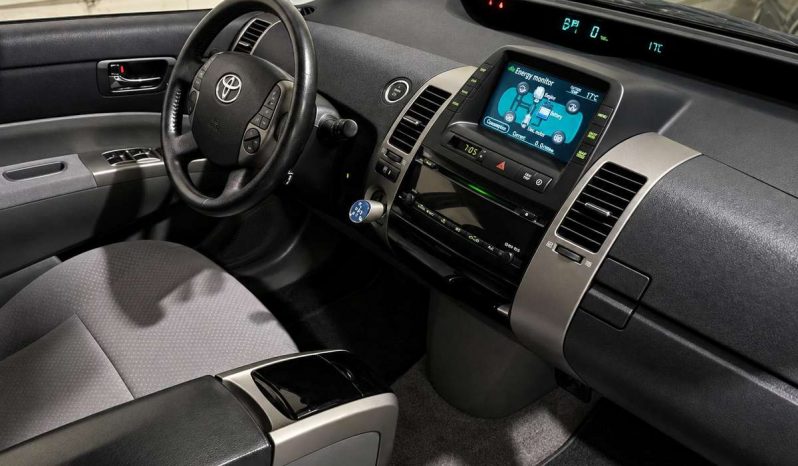 Toyota Prius 1.5 Hybrid Automatas full