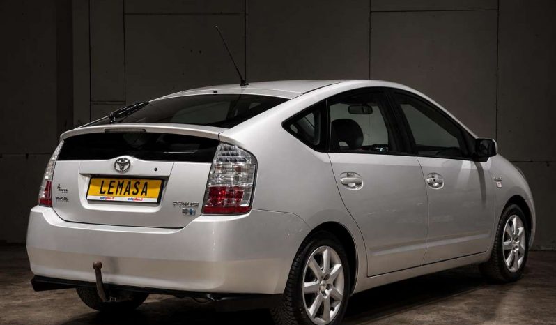 Toyota Prius 1.5 Hybrid Automatas full