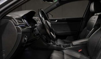 Skoda Superb 2.0 TDI Laurin & Klement Automatas full