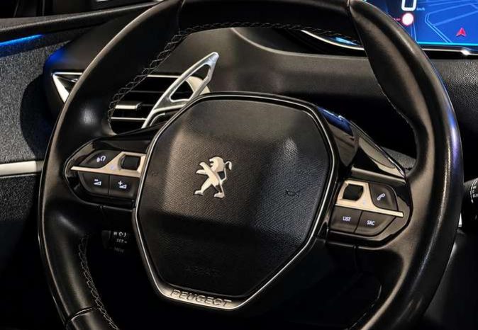 Peugeot 3008 1.5 HDI Automatas full