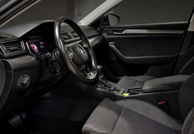 Skoda Superb 1.4 TSI iV Automatas full