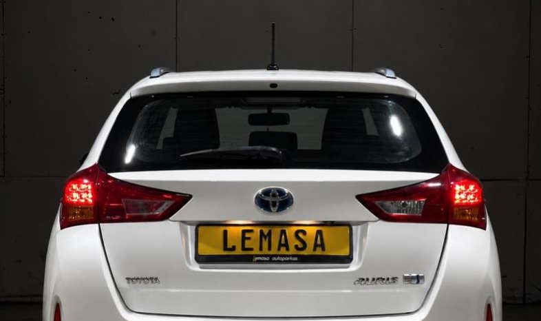 Toyota Auris 1.8 Hybrid Automatas full