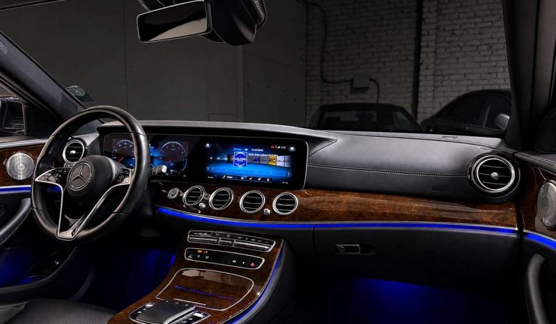 Mercedes-Benz E300 de Automatas full