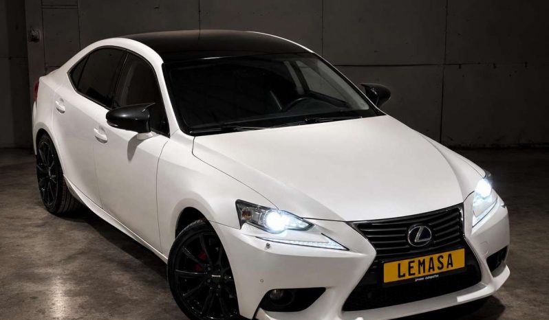 Lexus IS 300h Automatas full