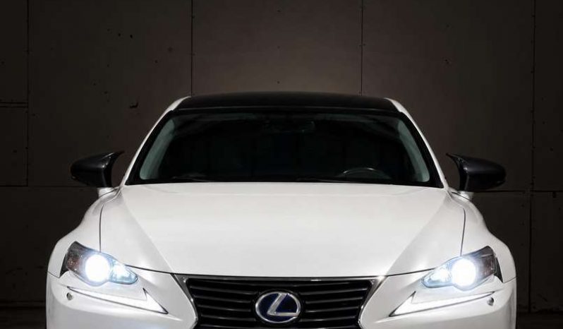 Lexus IS 300h Automatas full