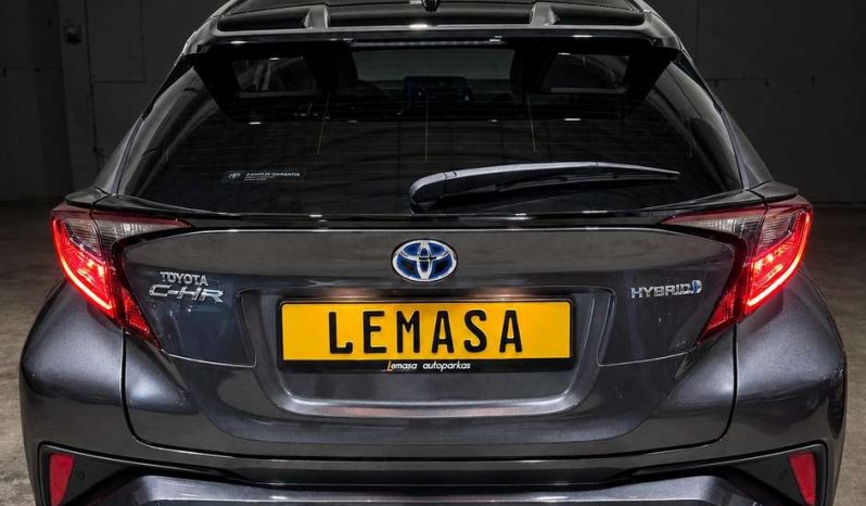 Toyota C-HR 2.0 Hybrid Automatas full